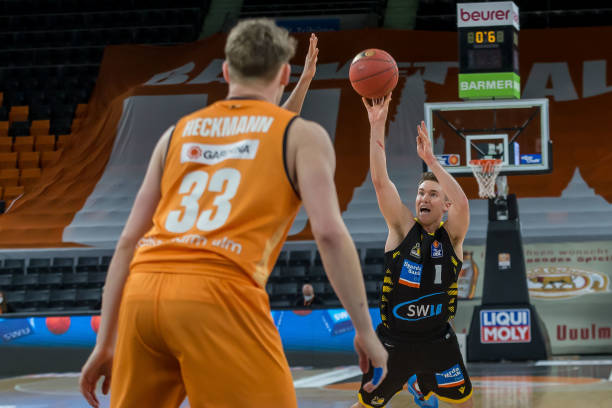 给予更多年 给予更多年