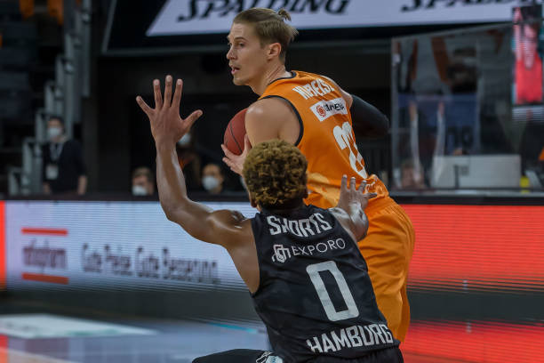 足球来说 足球来说